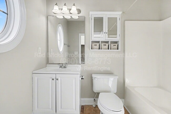 Building Photo - 2330 Bonterra Blvd