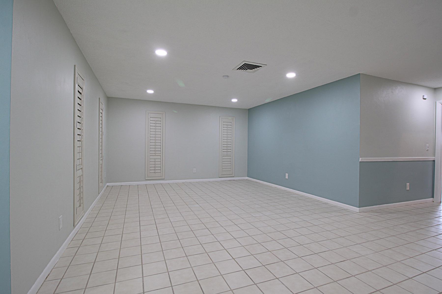 Building Photo - 517 20th Ave