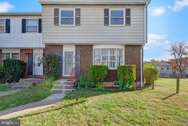 Building Photo - 421 Gatewood Ct