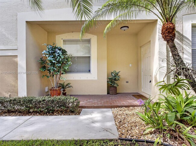 Building Photo - 2475 Cordoba Bend