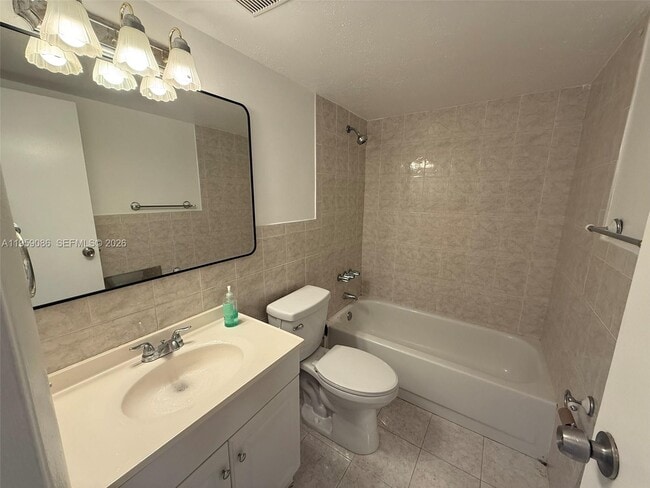 Building Photo - 10511 SW 108th Ave