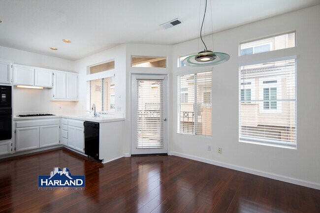 Building Photo - 7110 Calabria Ct