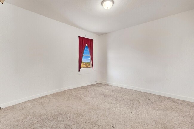 Building Photo - 108 Blackwell Ln