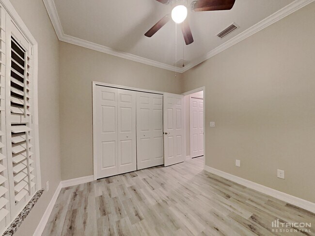 Building Photo - 175 Eppinger Dr