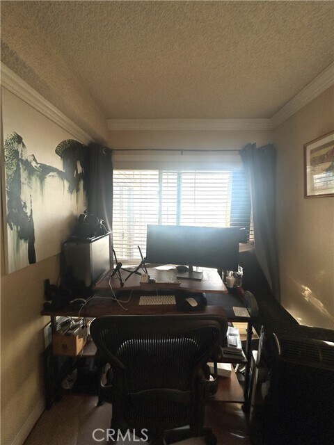 Building Photo - 625 Esplanade