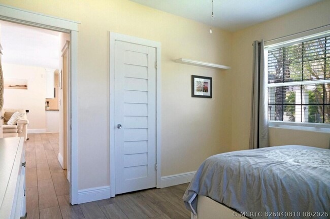 Building Photo - 2031 Pleasant Dr