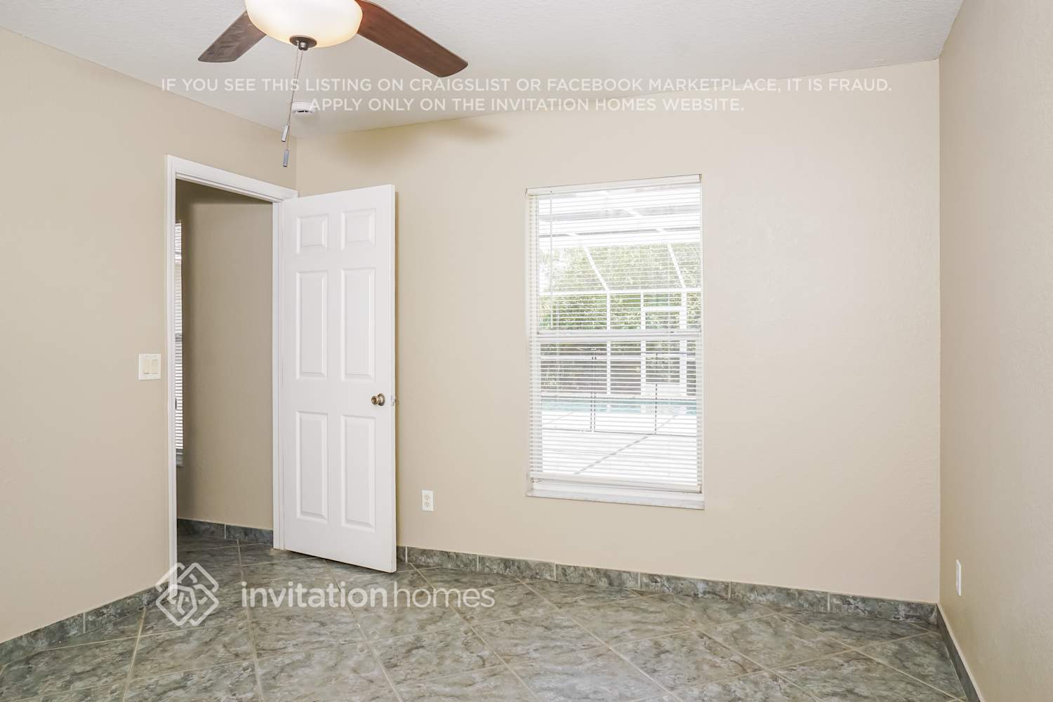 Building Photo - 3002 Alesio Ave