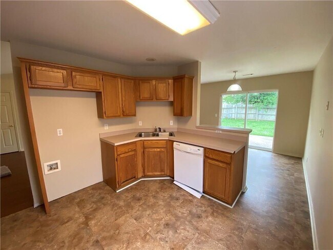 Building Photo - 1103 Ryan St