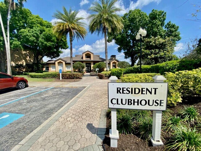 Building Photo - 7511 Seurat St