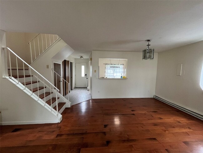 Building Photo - 24 Hudson Heights Dr