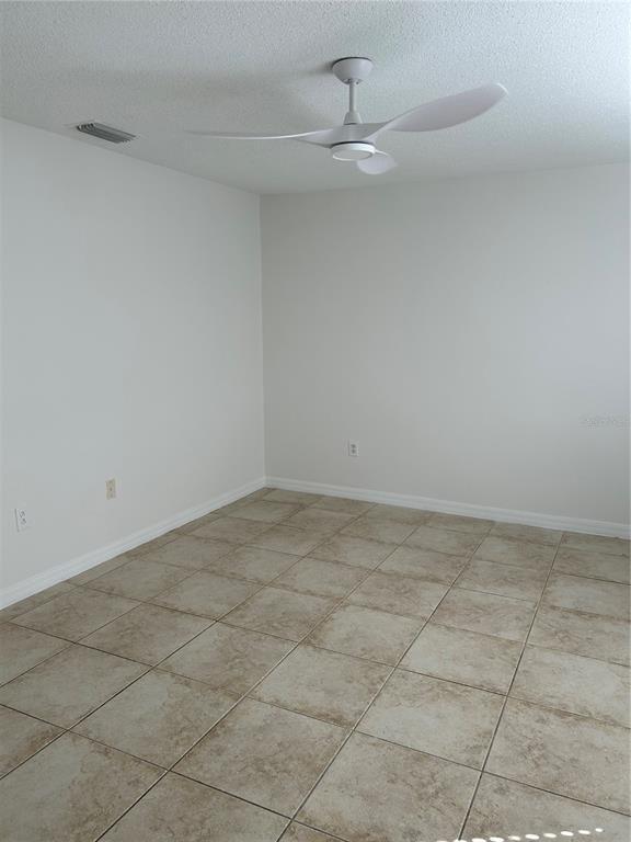 Building Photo - 1515 Silktree Ct