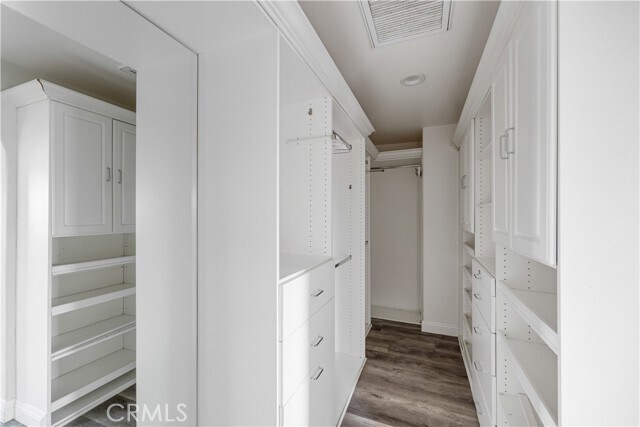 Building Photo - 10164 Elkwood St