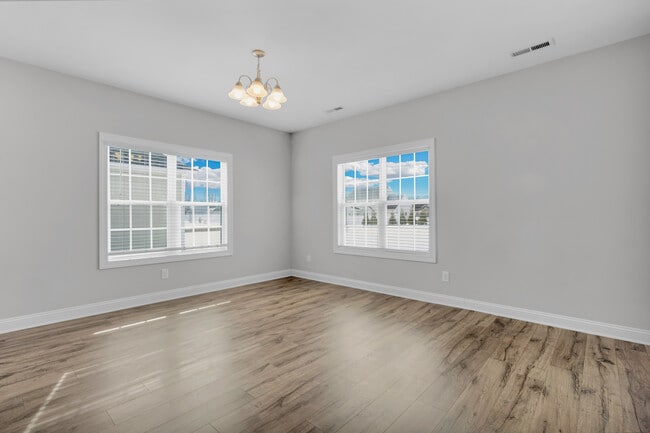 Building Photo - 1000 Abby Leigh Ave