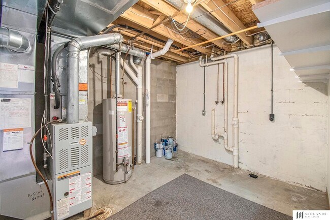 Building Photo - 3408 Sheridan Cir