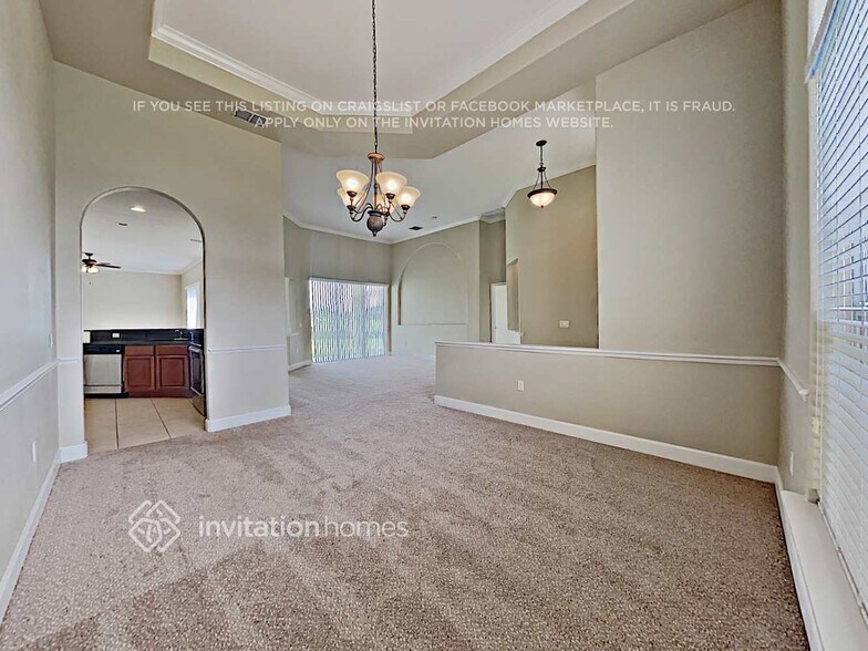 Building Photo - 2818 Kinsley St
