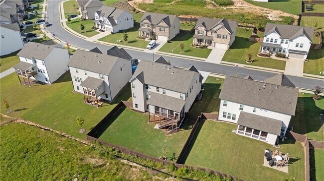 Building Photo - 130 Logan Pass Dr