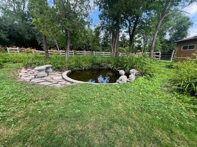 Building Photo - 14935 W Old School Rd