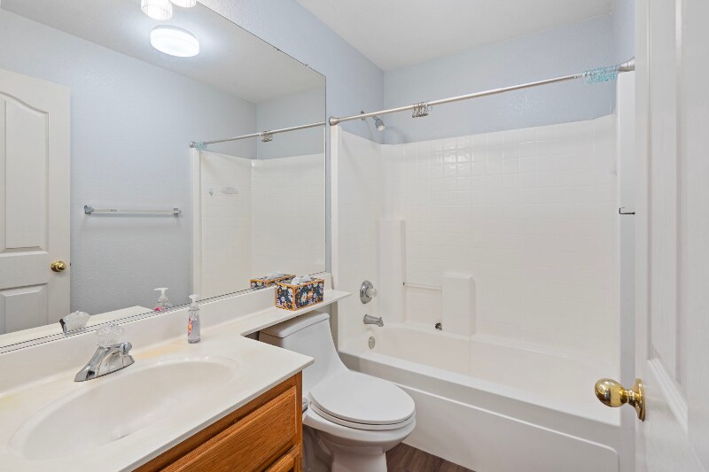 Building Photo - 8277 Lake Willow Way