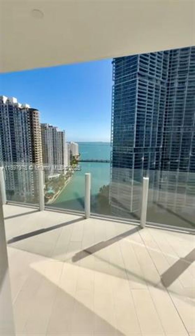 Building Photo - 300 Biscayne Blvd Way