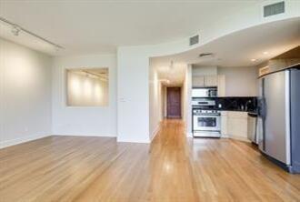 Building Photo - 901 W 9th St