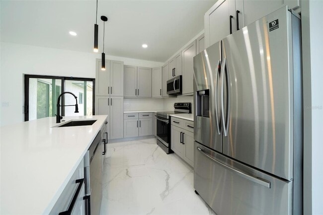 Building Photo - 3920 Wisteria Pl