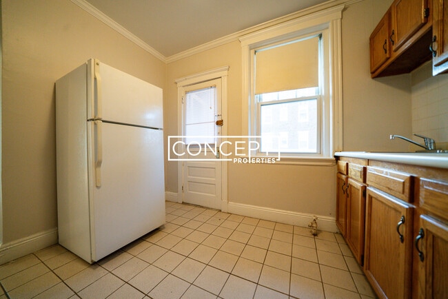 Building Photo - 58 Selkirk Rd