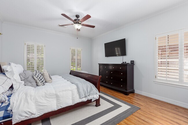 Building Photo - 5102 Natural Bridge Dr