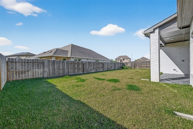 Building Photo - 506 Mandola Farms Dr