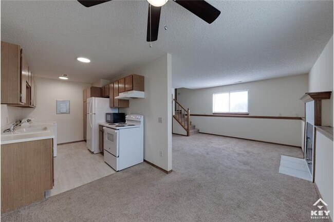 Building Photo - 7011 W Sheriac Cir