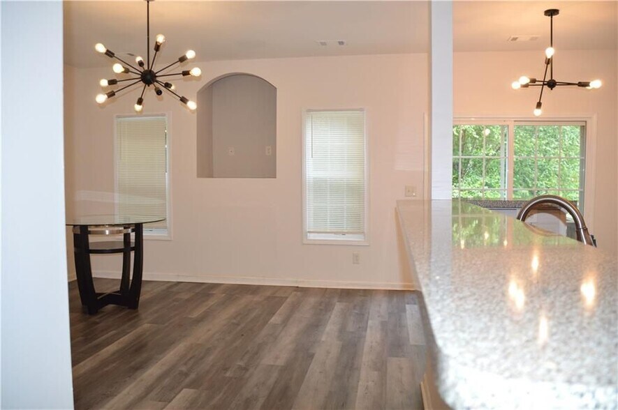 Building Photo - 3072 Cedar Glade Ln NE