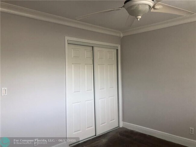Building Photo - 1818 E Oakland Park Blvd