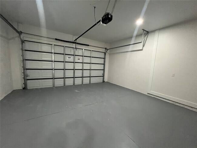 Building Photo - 21492 Dollard Ave