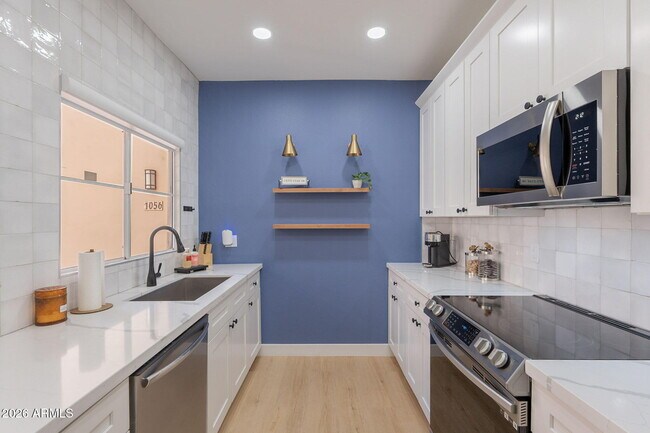 Building Photo - 11333 N 92nd St