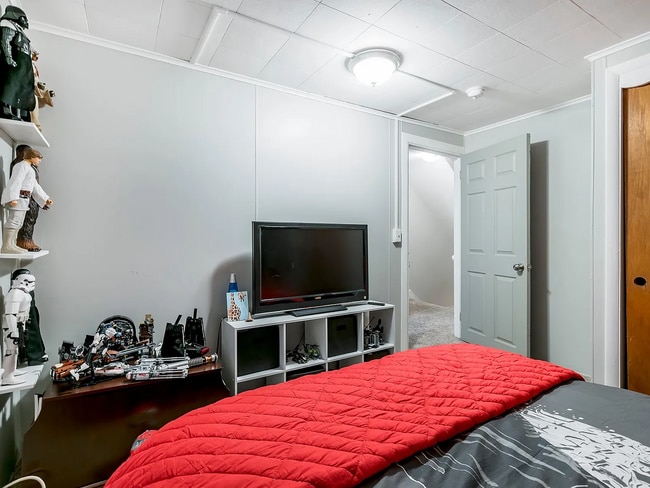 Building Photo - Updated 4 Bed 2 Bath Townhouse in Lancaster City!