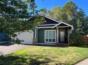 Building Photo - 4659 Bedford Ave