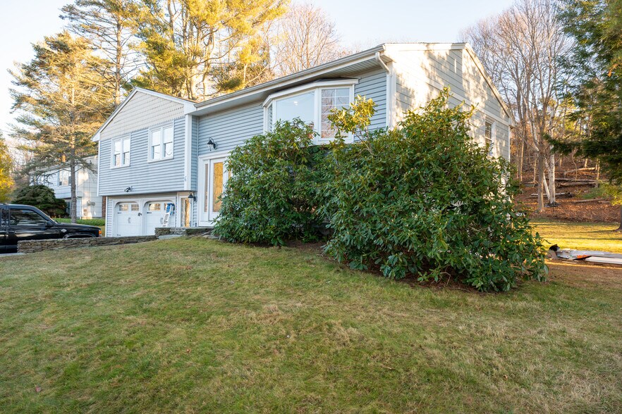 Building Photo - 6 Eastfield Rd