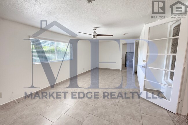 Building Photo - 3Bed/2Bath Home Scottsdale/Thomas! $399 MOVE-IN SPECIAL! Ready for Immediate Move-In!