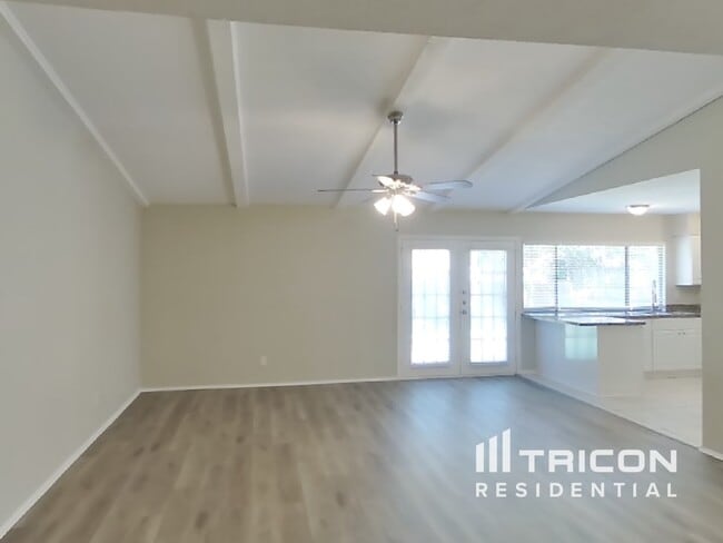 Building Photo - 4208 Sweetgum Way