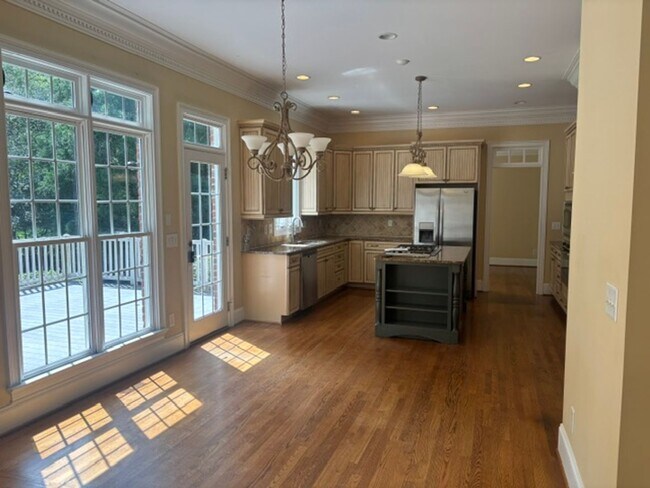 Building Photo - 43 Crooked Creek Ln