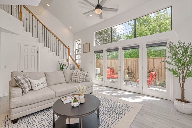 Building Photo - 5613 St Paul St