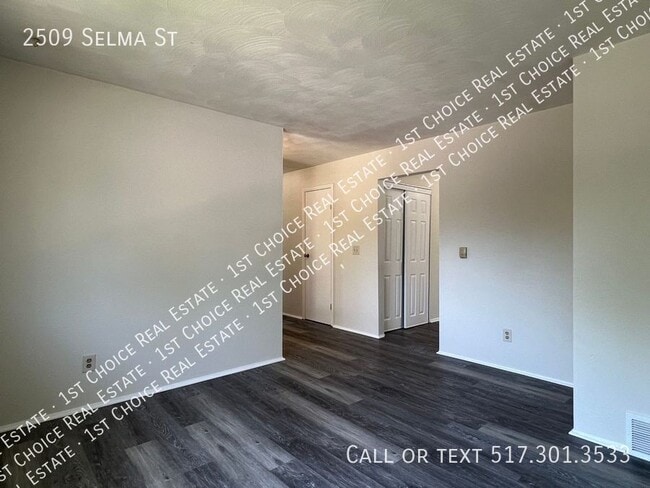 Building Photo - 2509 Selma St
