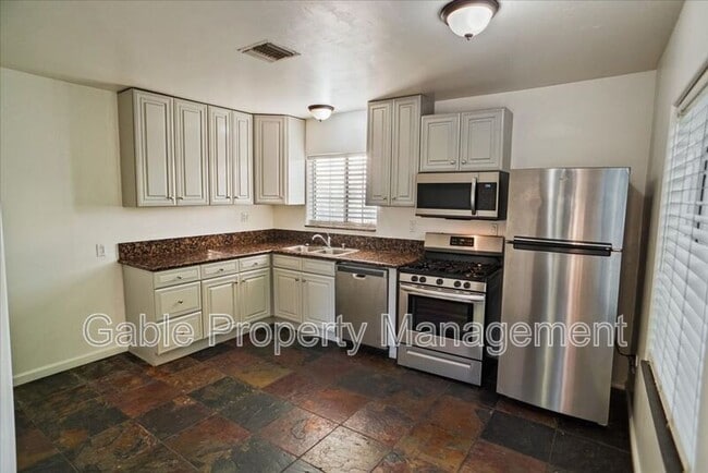 Building Photo - 5505 Colfax Ave