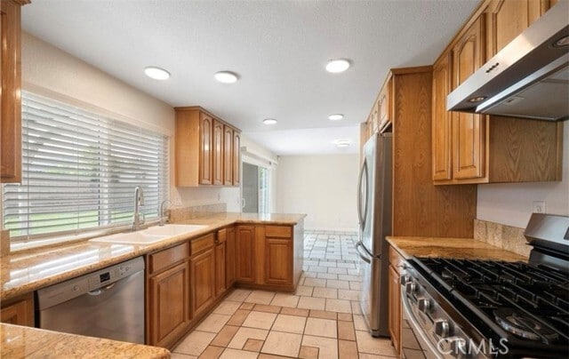 Building Photo - 2631 S Cucamonga Ave