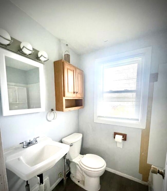 Building Photo - 4434 Huron Cir