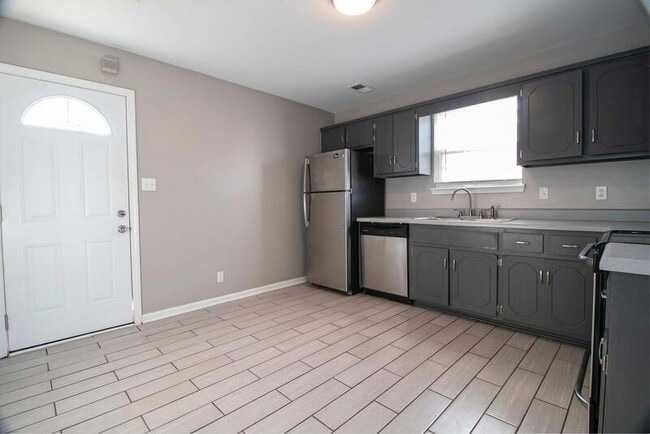 Building Photo - 1125 Keith Ave