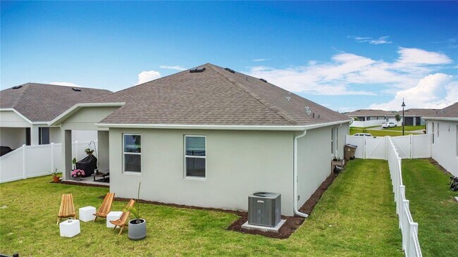 Building Photo - 1037 Chasetree Ln
