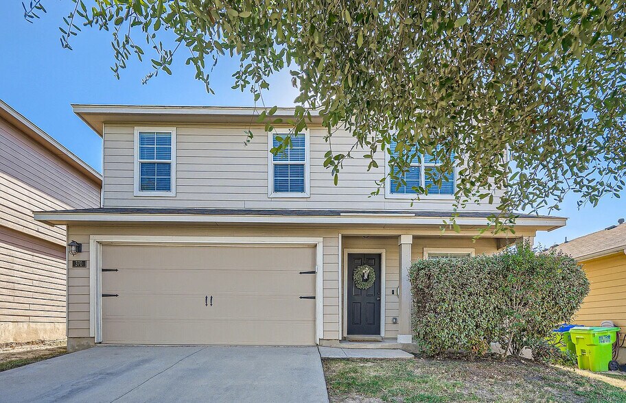 Primary Photo - 370 Perch Horizon