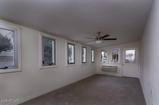 Building Photo - 4614 S Kachina Dr