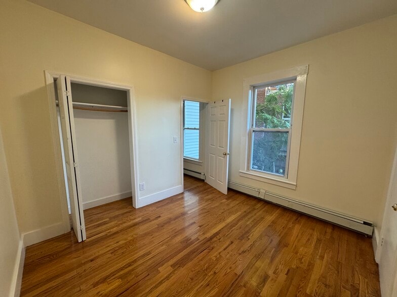 Building Photo - 43 Florence St