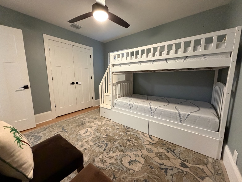 Building Photo - 234 24th Ave N